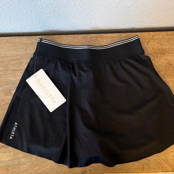 Athleta Pants - Athleta Women's Black Athletic Skort with Stripe Waistband